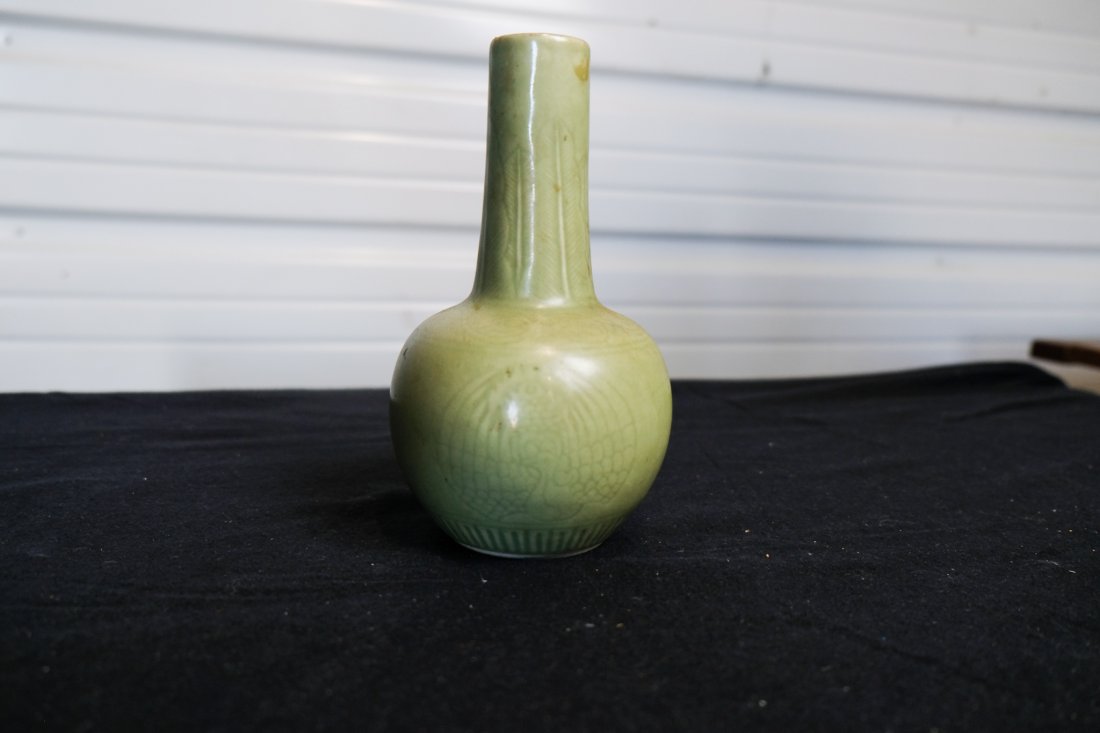 Modern Chinese Green Vase (1 of 2)
