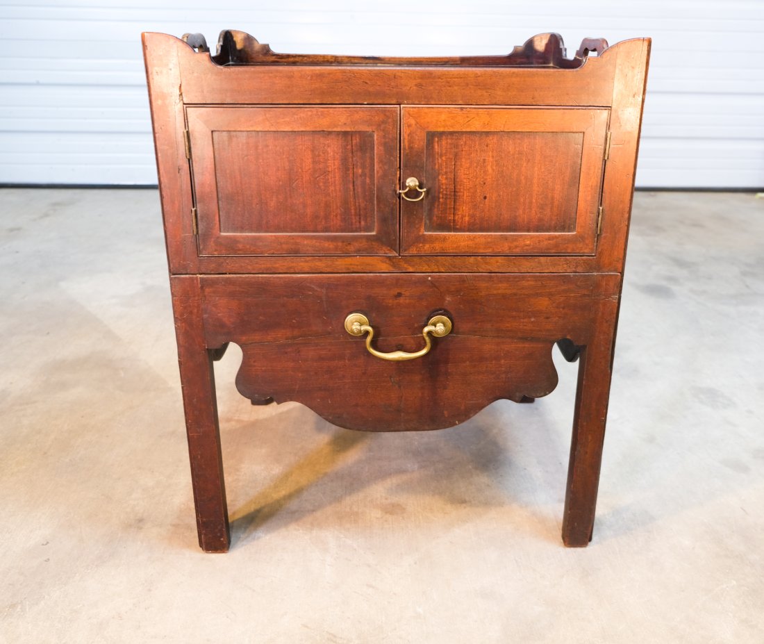 18th- 19th Century Georgian Mahogany Bedside Chamber Table (1 of 7)