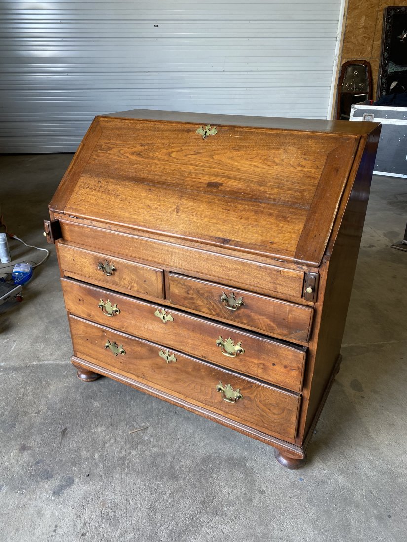 18th Century Colonial Virginia Walnut and Yellow Pine Desk (1 of 17)