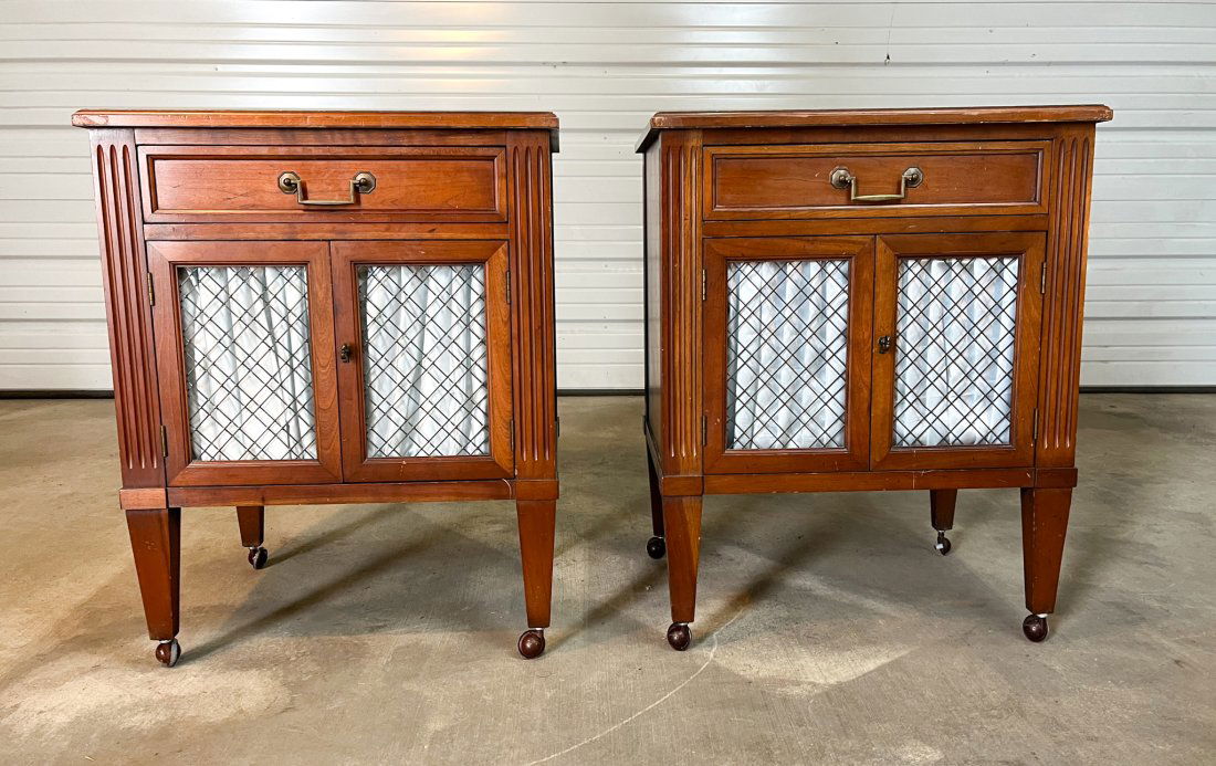PAIR of Vintage Neoclassical / Regency Style Nightstands with Grillwork Doors (1 of 9)