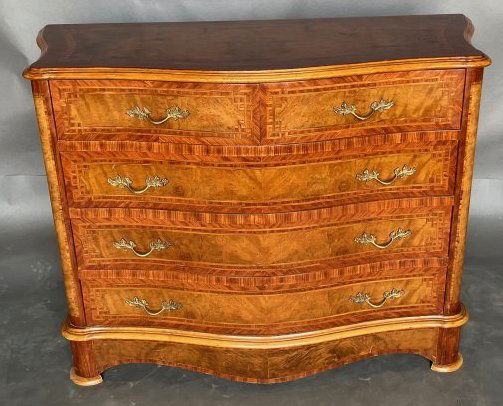Great quality Burl Walnut Four Drawer Chest (1 of 10)