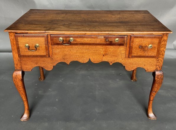 Early Crossbanded Georgian Oak Lowboy with shaped apron and slipper feet (1 of 10)