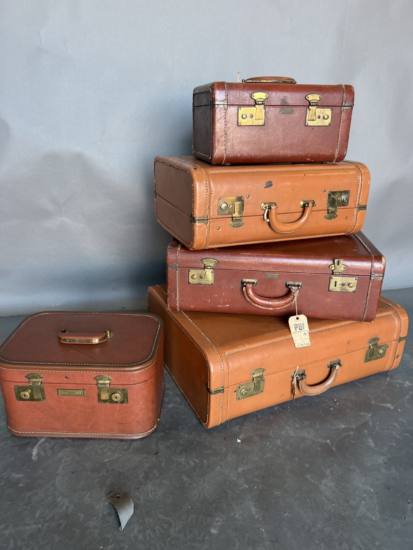 Group of Vintage Luggage- One with Palm Beach Tag: Group of Vintage Luggage- One with Palm Beach Tag. Largest is 24W x 18H x 8.5D inches. Smallest is 14W x 9D x 7H inches.