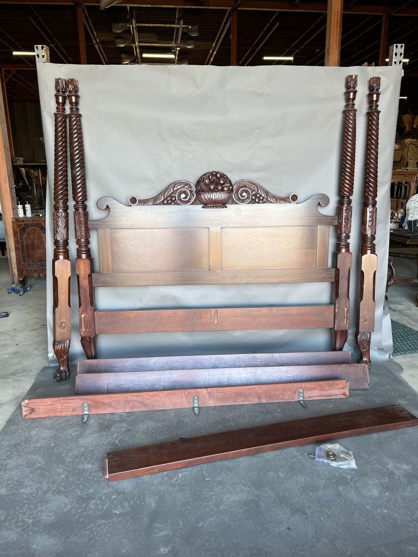 Antique American or English King Size Bed (1 of 7)