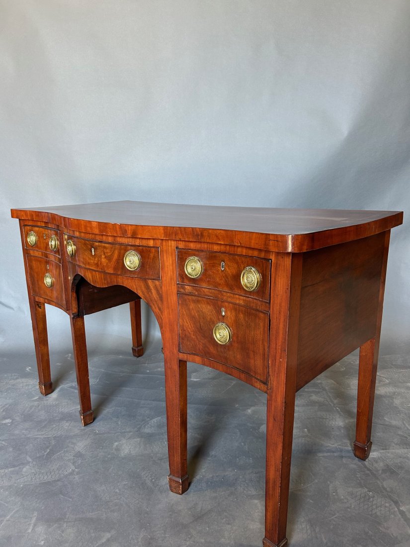 18th-19th Century Georgian Serpentine Crossbanded Sideboard (1 of 12)
