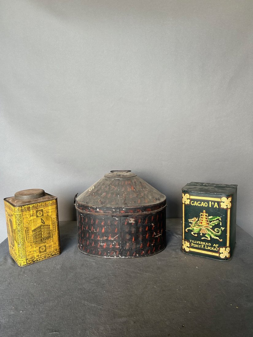 3 Tole tea and cacao tins (1 of 7)