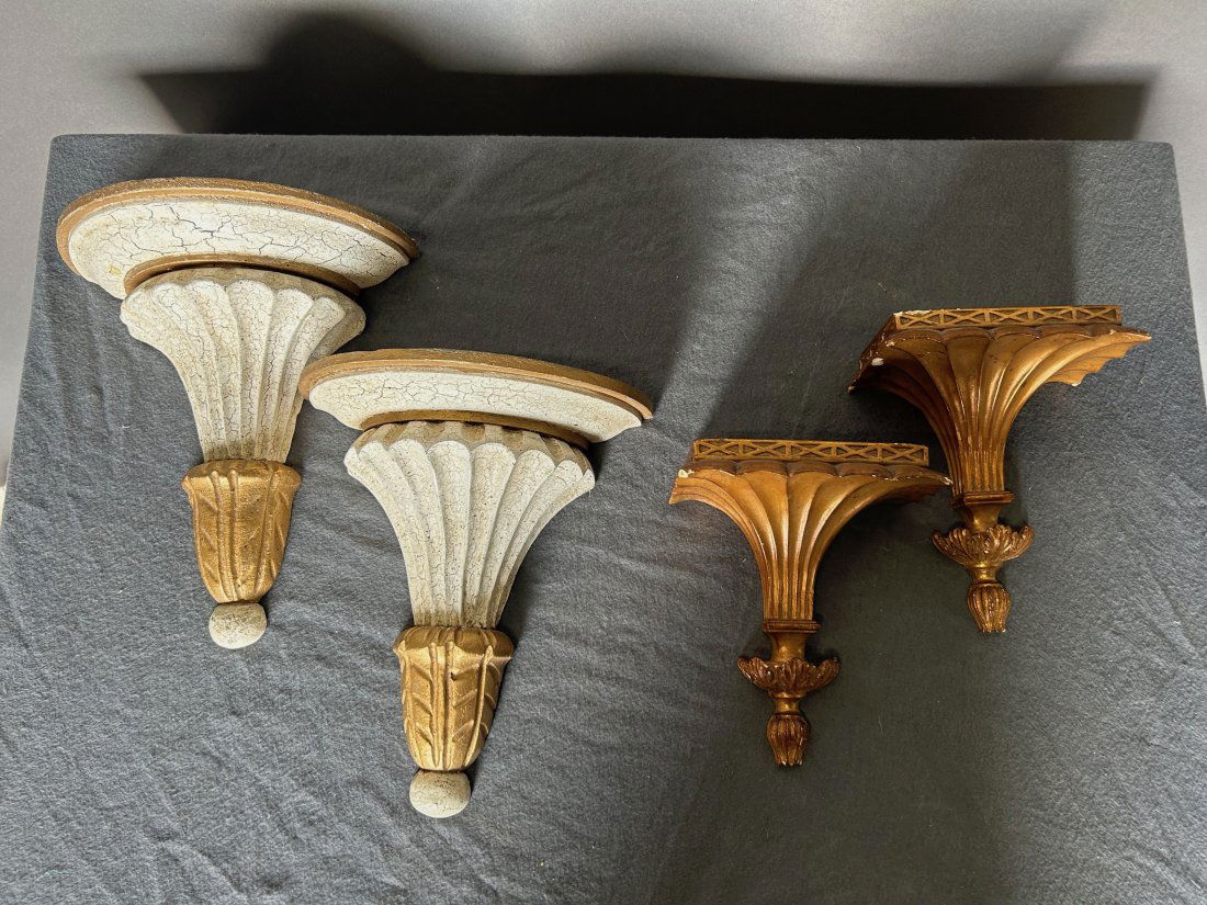 2 pairs of decorative wall brackets (1 of 3)