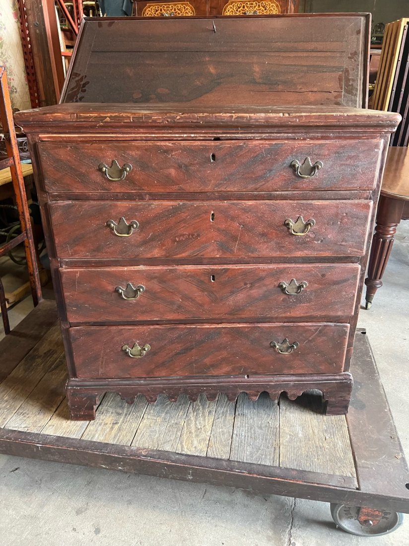 American Paint Decorated 18th-19th Century Chest, New England: American Paint Decorated 18th-19th Century Chest, New England