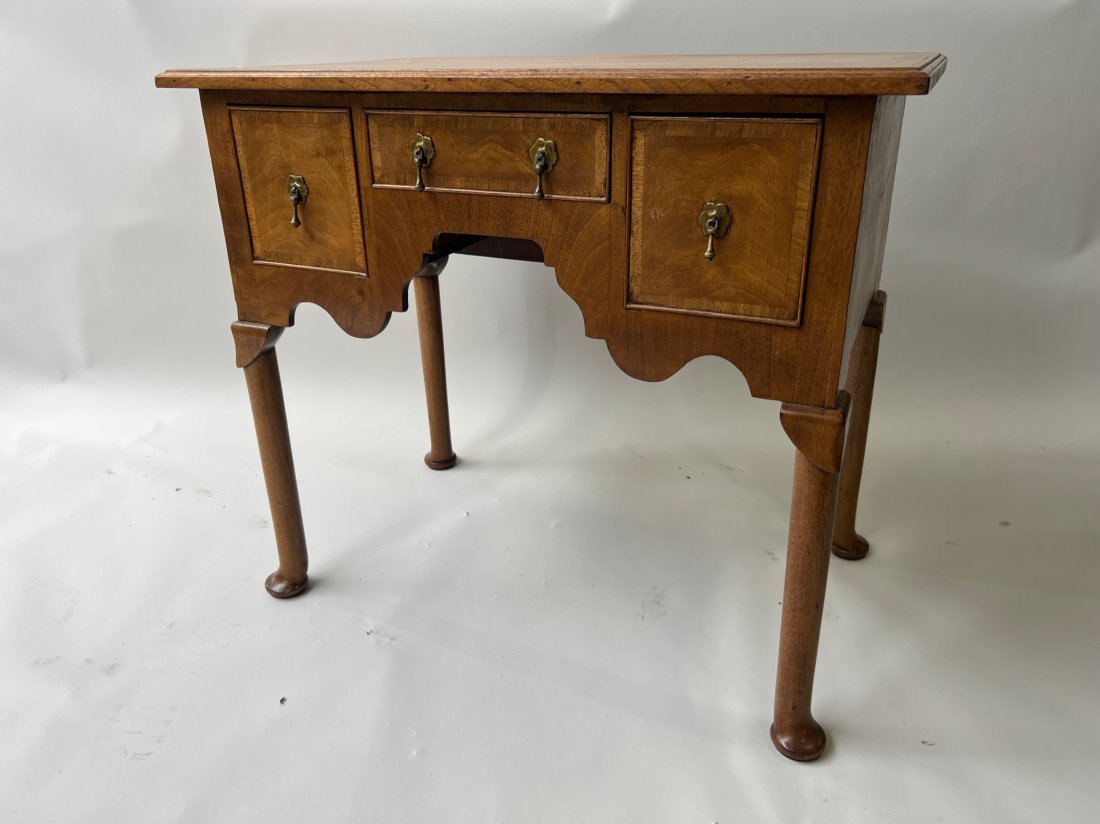 18th- 19th Century English Walnut Lowboy: 18th- 19th Century English Walnut Lowboy