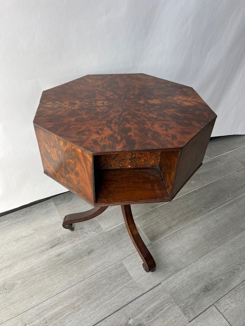 Beautiful Crotch Mahogany Octagonal Occasional Table (1 of 11)