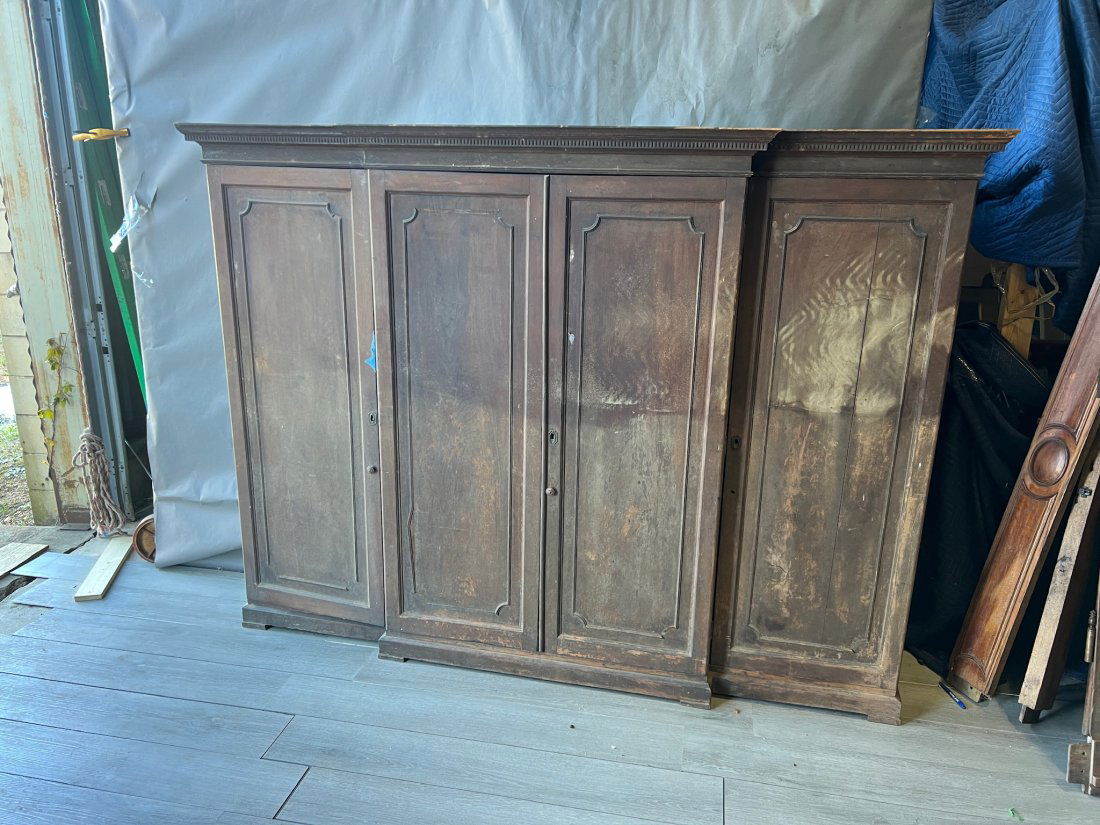 18th Century American Bookcase, likely Piedmont Virginia (1 of 10)