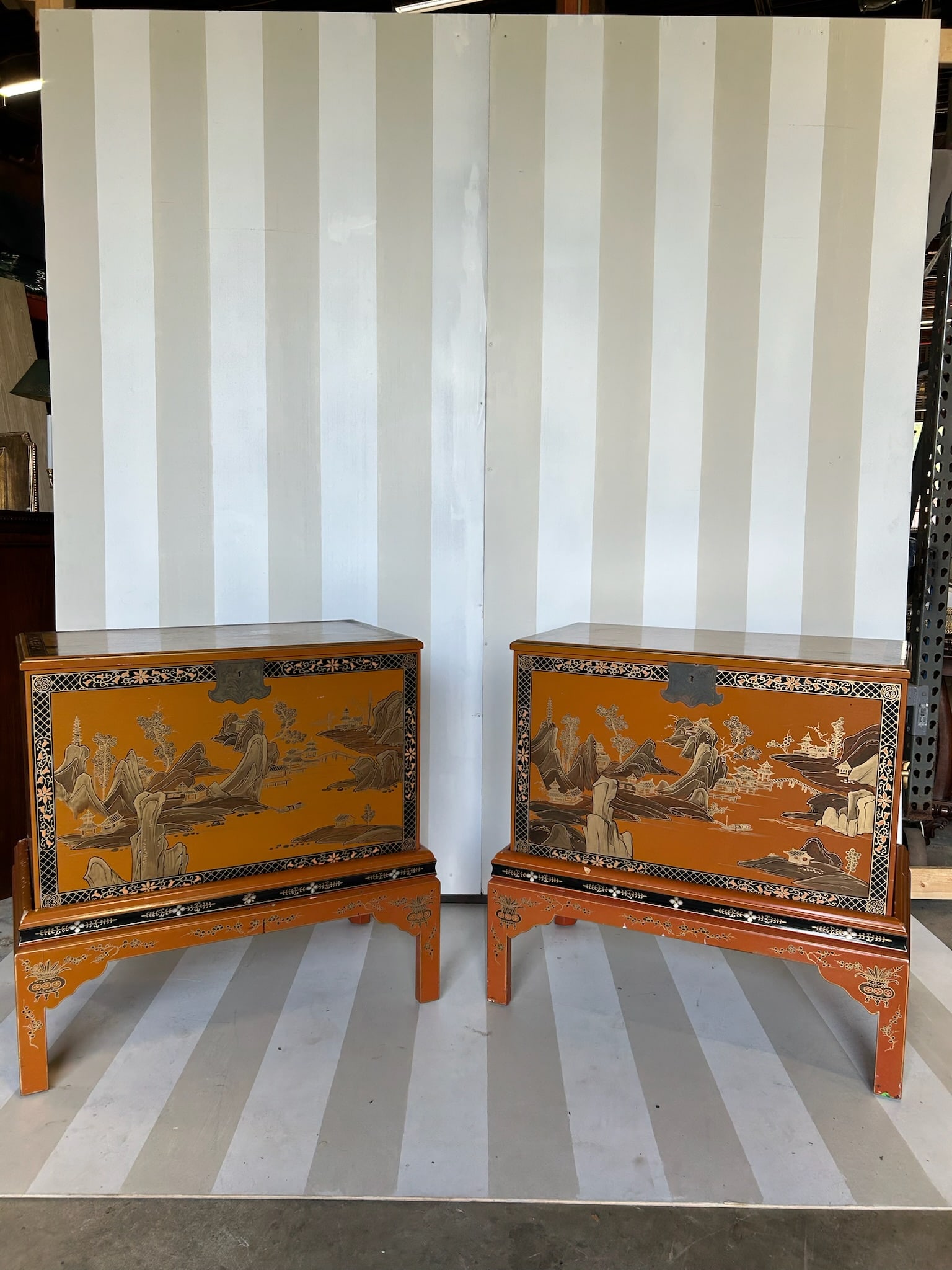 Pair of vintage orange lacquered chinoiserie trunks on stands (1 of 16)