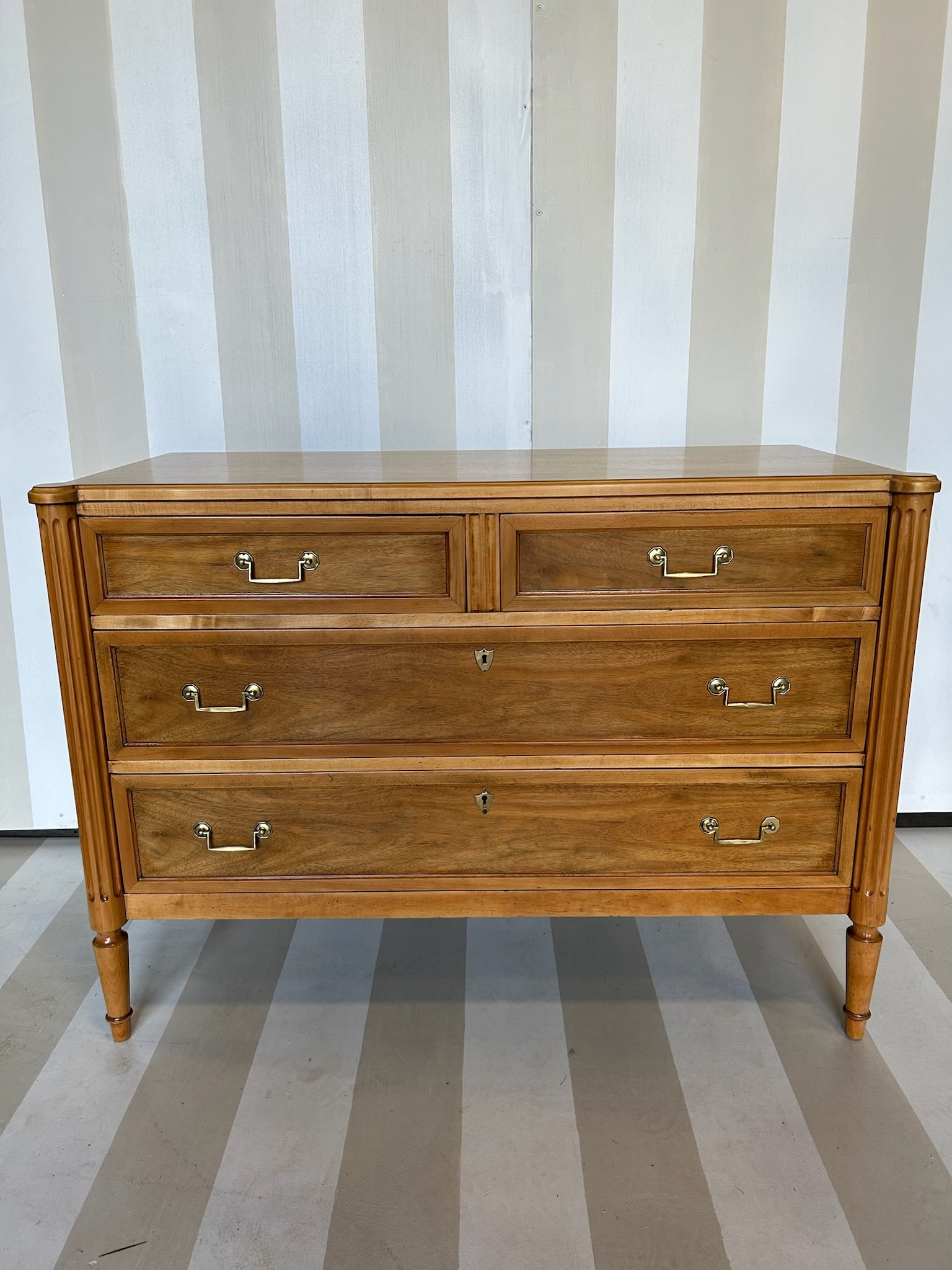 Beautiful Vintage Designer French Chest (1 of 11)