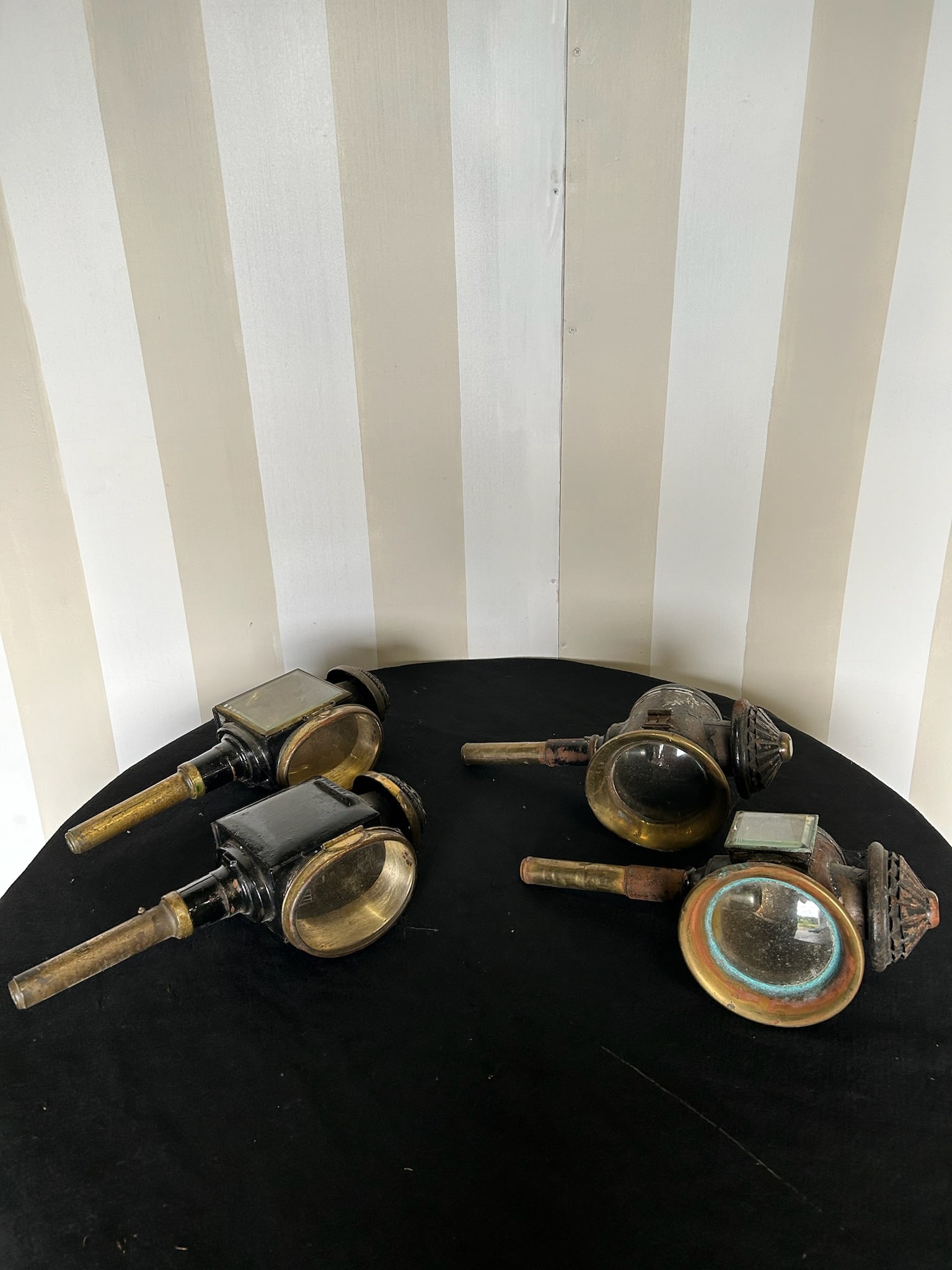 2 Pair of Period Coachlamps: 2 Pair of Period Coachlamps