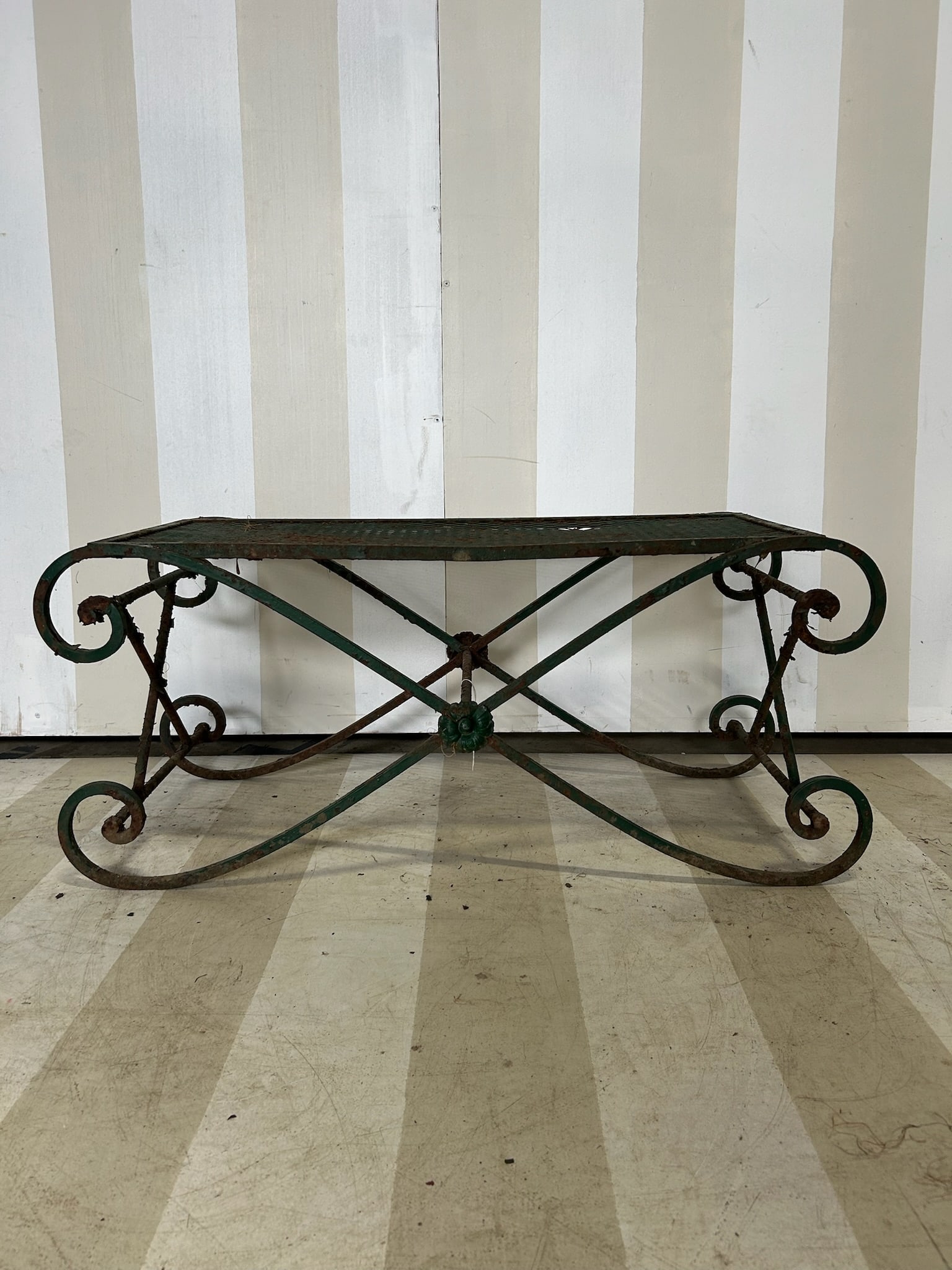 Wrought Iron Garden Bench or Table with Chipping Green Paint (1 of 10)