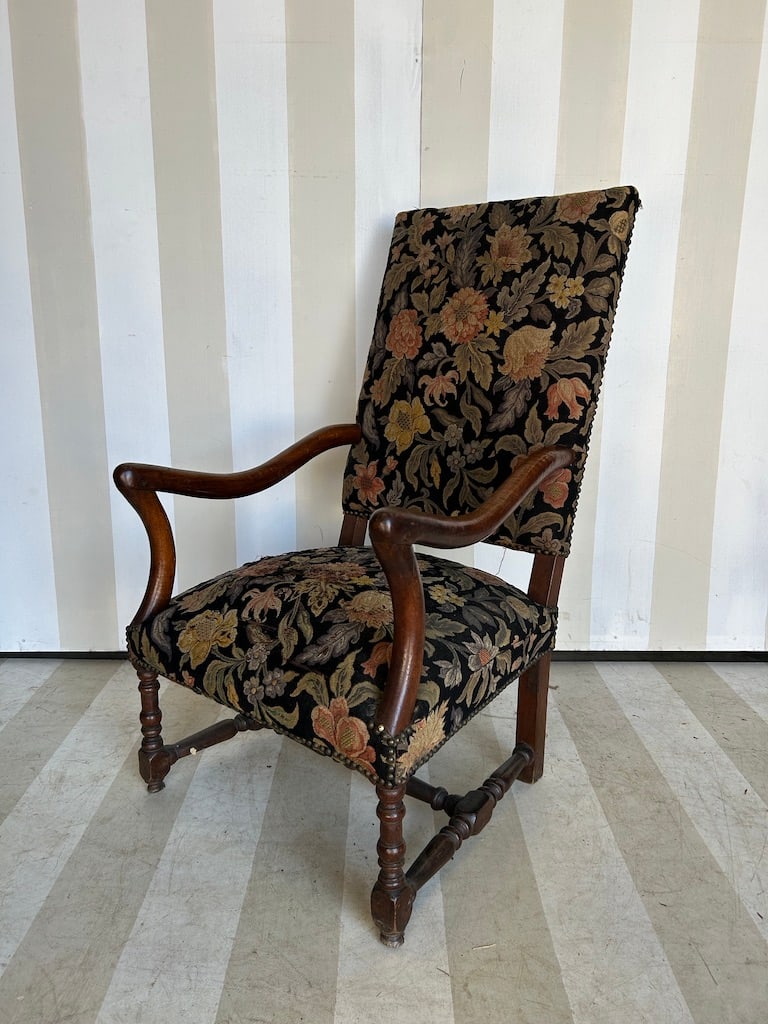 19th Century French Aubusson Upholstered Fauteuil: 19th Century French Aubusson Upholstered Fauteuil