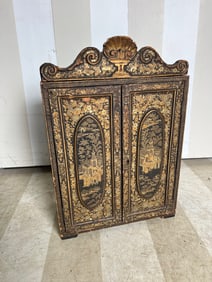 19th Century Chinoiserie Lacquered Miniature Cabinet