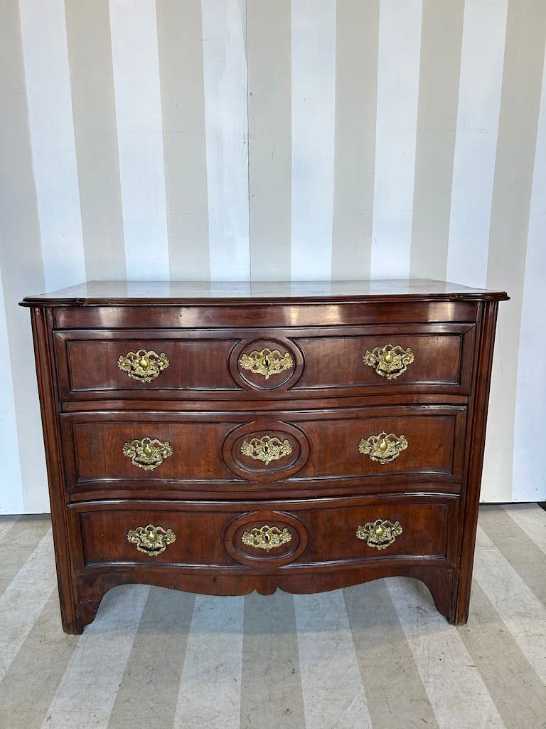 18th Century French Walnut Chest of Drawers with Molded Top and Great Hardware (1 of 14)