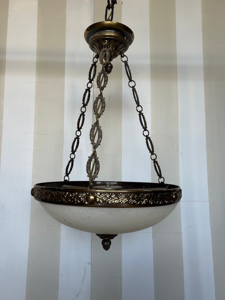 Antique/ Vintage Alabaster Chandelier from a Monument Avenue Estate: Antique/ Vintage Alabaster Chandelier from a Monument Avenue Estate