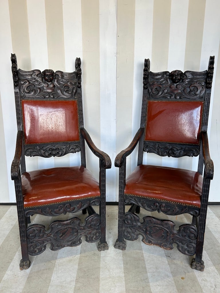 Wonderfully Carved Pair of 19th Century Italian Throne Chairs: Wonderfully Carved Pair of 19th Century Italian Throne Chairs