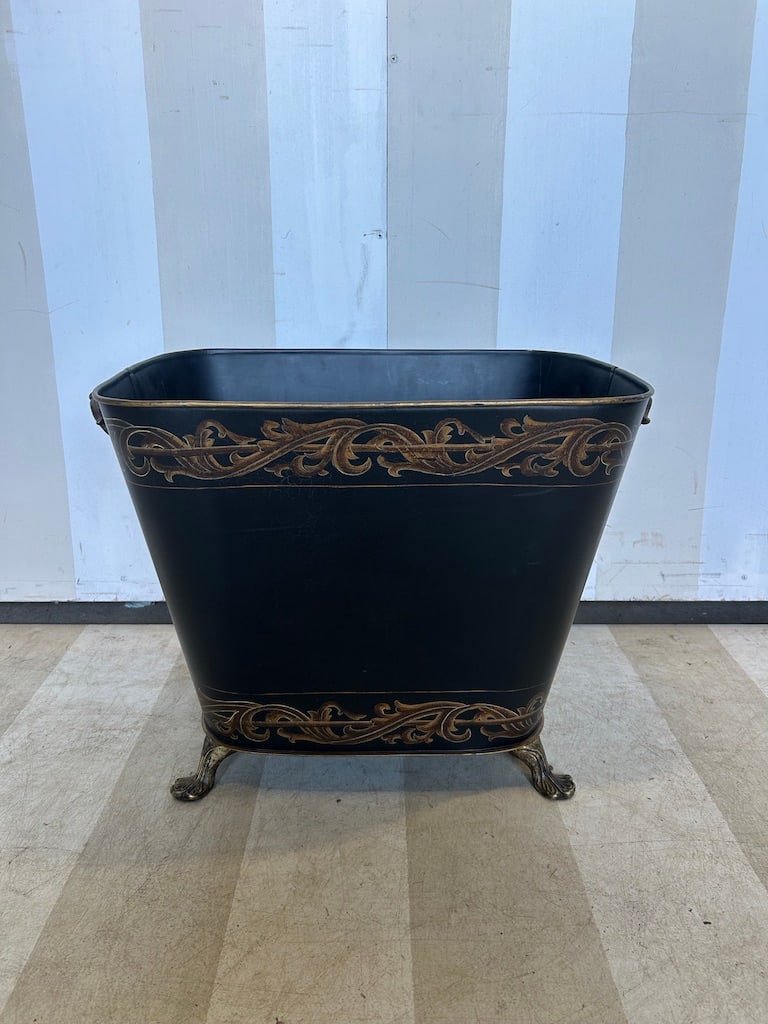 Antique or Vintage Tole Footed Basket (1 of 12)