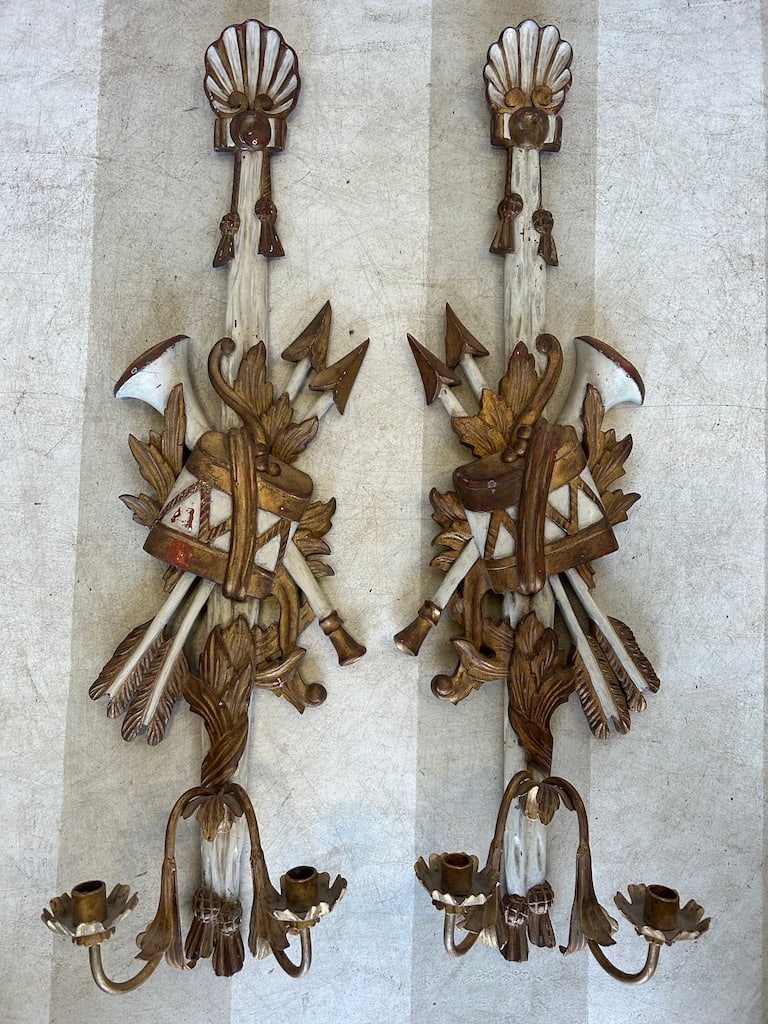 Great Pair of Paint Decorated French Style Sconces (1 of 11)
