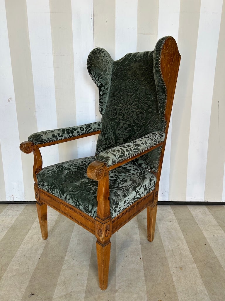 18th Century Italian or French Armchair with Fortuny Upholstery (1 of 15)