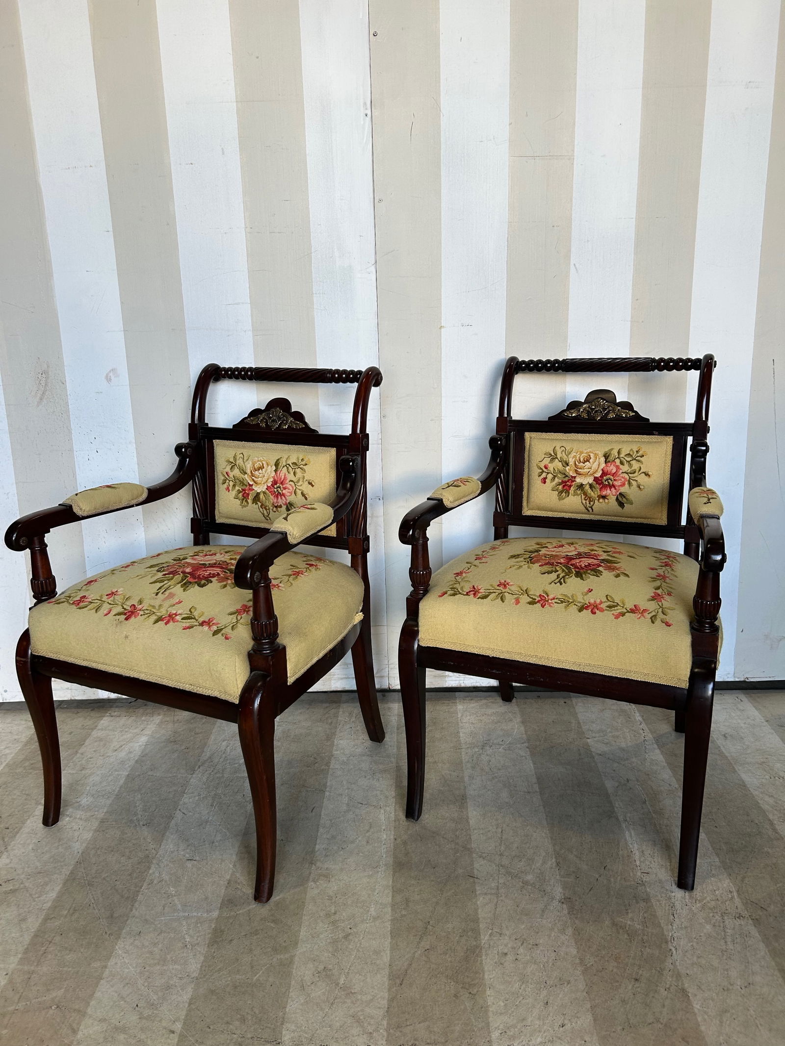 Pair of 19th Century Mahogany Armchairs: Pair of 19th Century Mahogany Armchairs