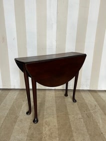 18th- 19th Century English or American Mahogany Drop Leaf Table from a Monument Ave Estate