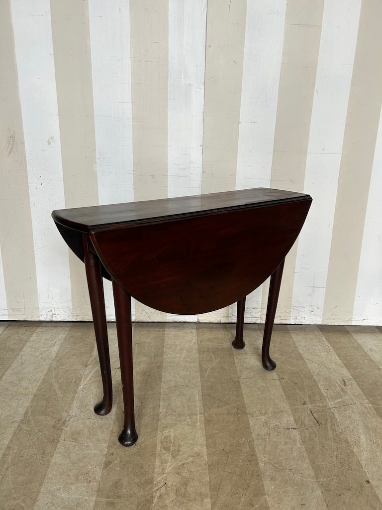 18th- 19th Century English or American Mahogany Drop Leaf Table from a Monument Ave Estate (1 of 14)