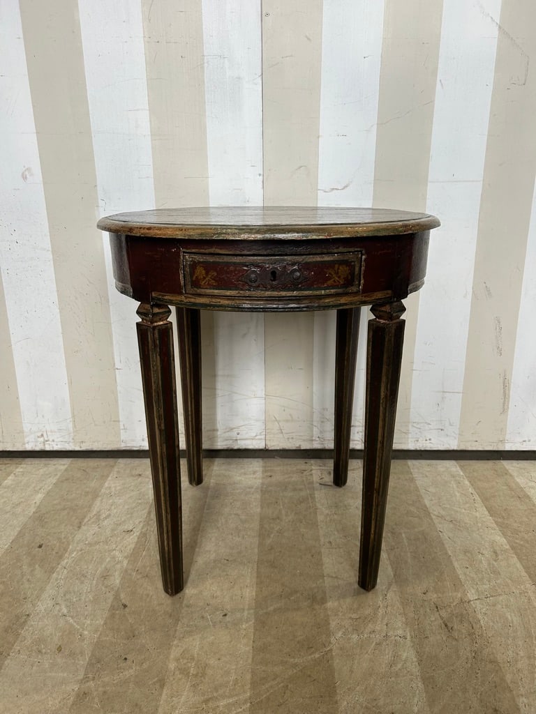 Handsome Paint Decorated Italian Side Table (1 of 12)