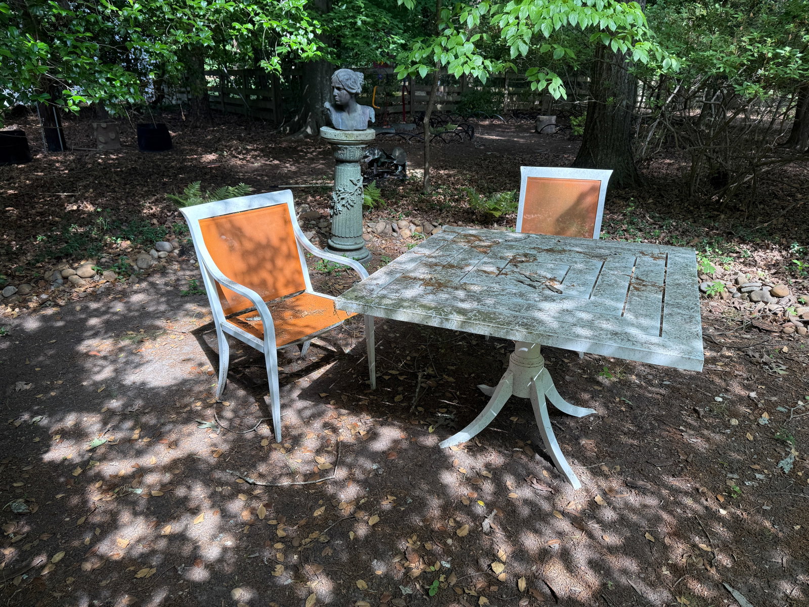 McKinnon and Harris Maury Dining Table- Retails over $15,000: McKinnon and Harris Maury Dining Table- Retails over $15,000.Estate fresh- will clean and post better photos tomorrow