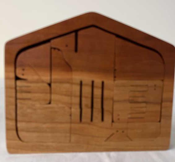 Wooden CrÃ¨che Puzzle Nativity Scene: Assembled 6.5 wide.