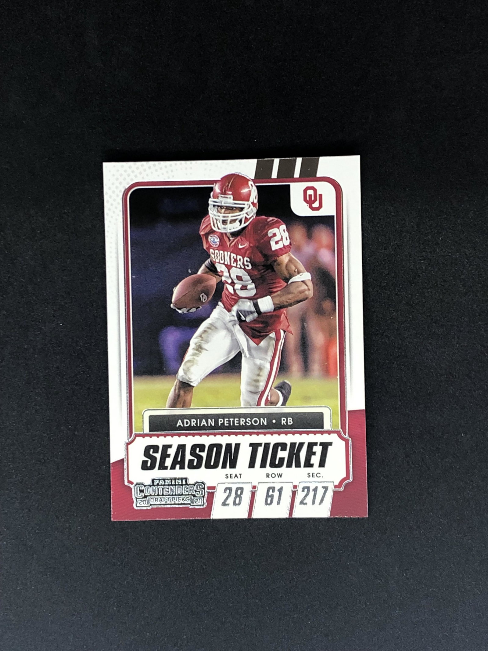 Adrian Peterson Panini Contenders: Sports Trading Card