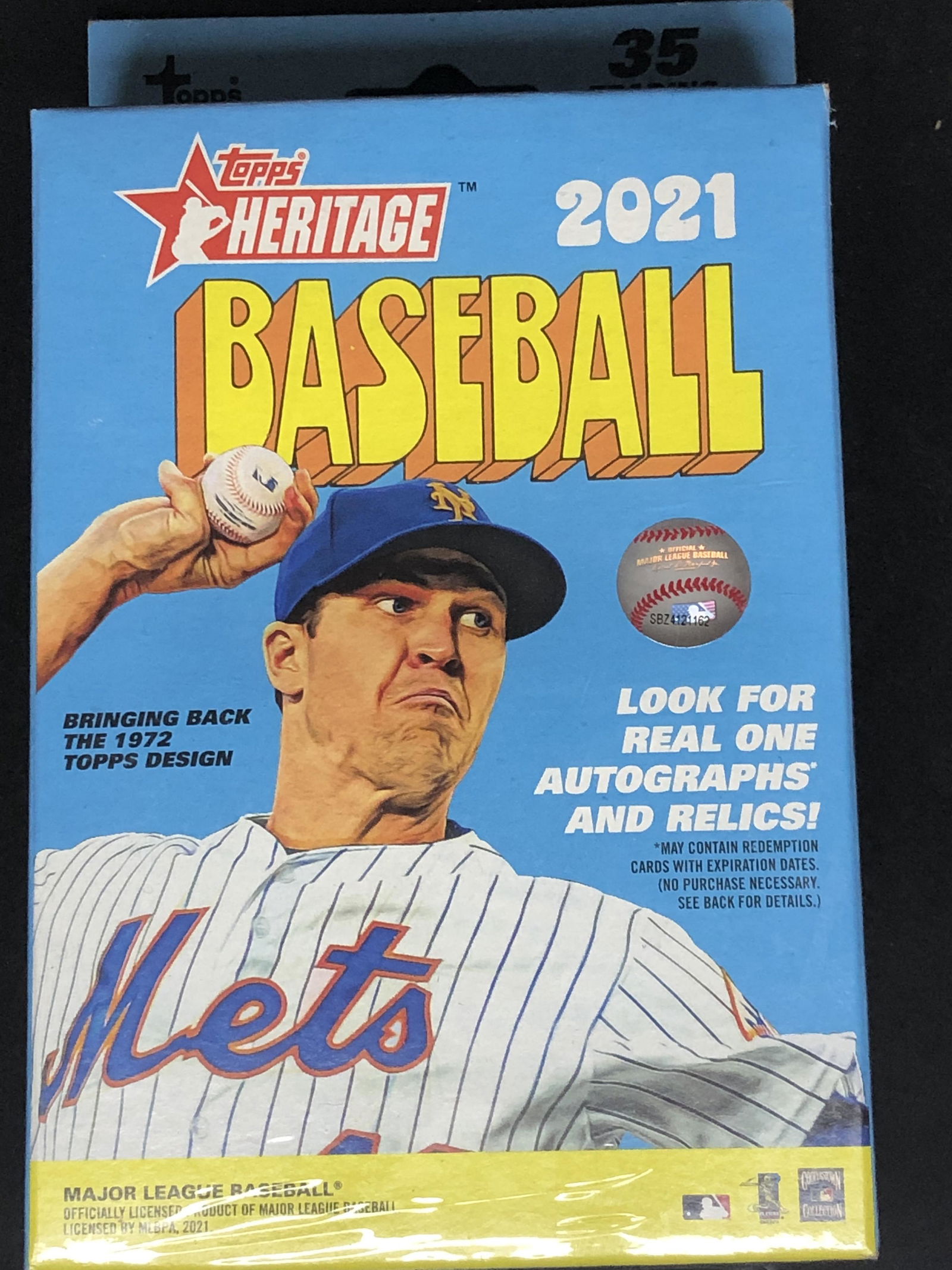 2021 Topps Heritage Sealed Box (1 of 1)