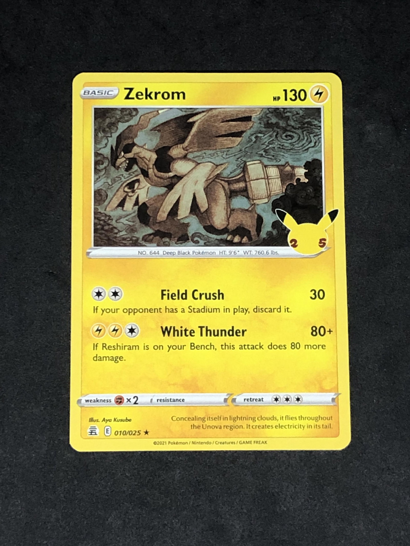 Holo 25th Ann. Zekrom Pokemon Card: Holo 25th Ann. Zekrom Pokemon Card