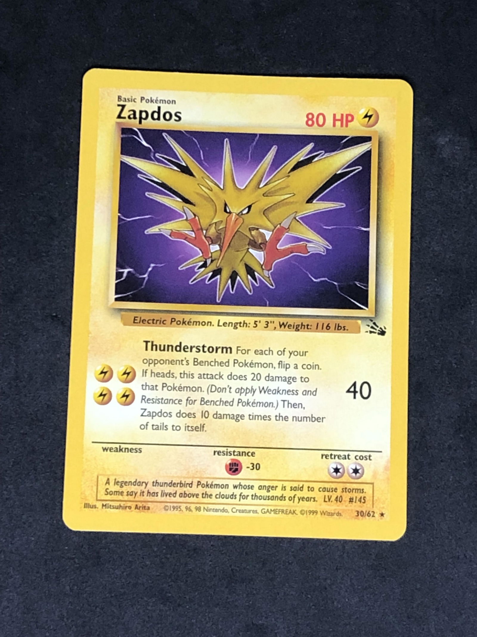 Vintage Fossil Set Zapdos Pokemon Card: Vintage Fossil Set Zapdos Pokemon Card