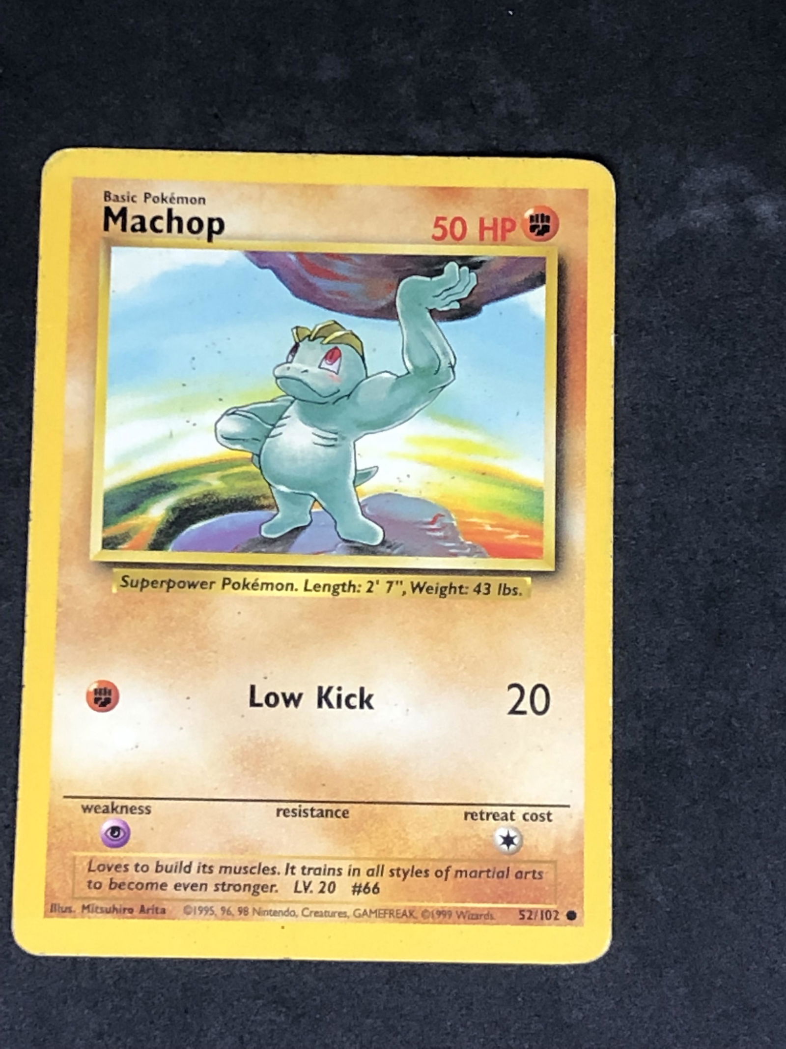Vintage Base Set Machop Pokemon Card (1 of 1)