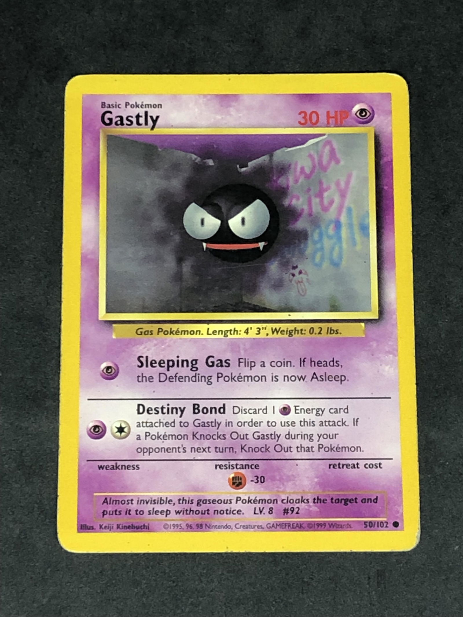 Vintage Base Set Gastly Pokemon Card (1 of 1)