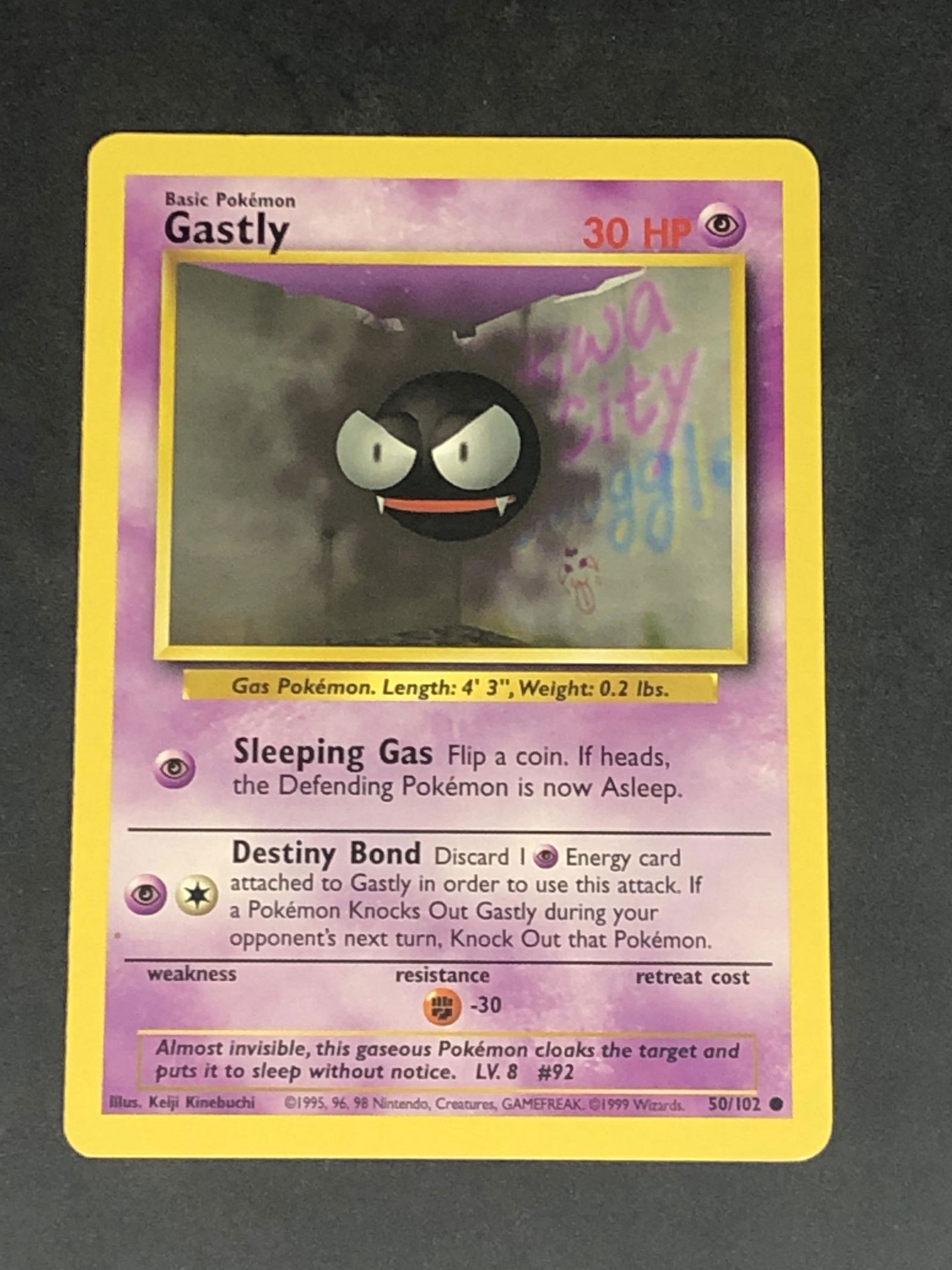 Vintage Base Set Gastly Pokemon Card (1 of 1)