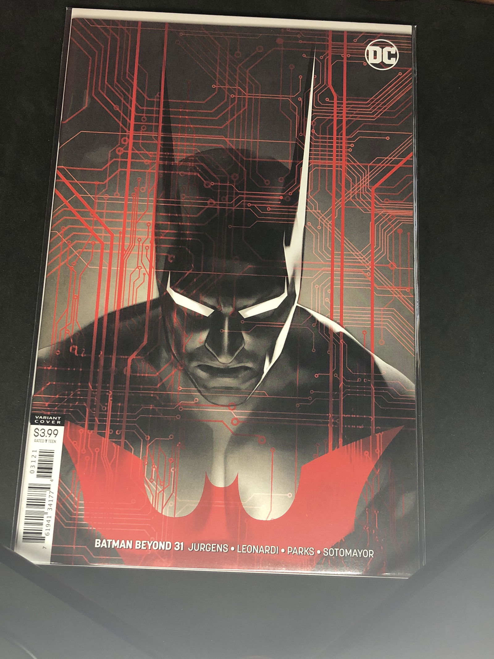 DC Batman Beyond Collectible Comic Book (1 of 1)