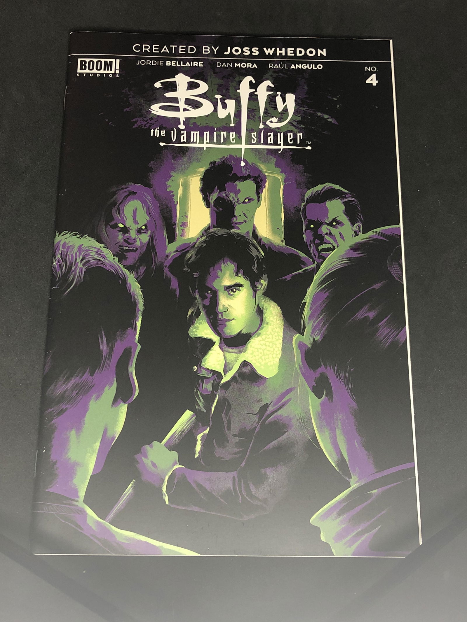 Buffy The Vampire Slayer Collectible Comic Book (1 of 1)