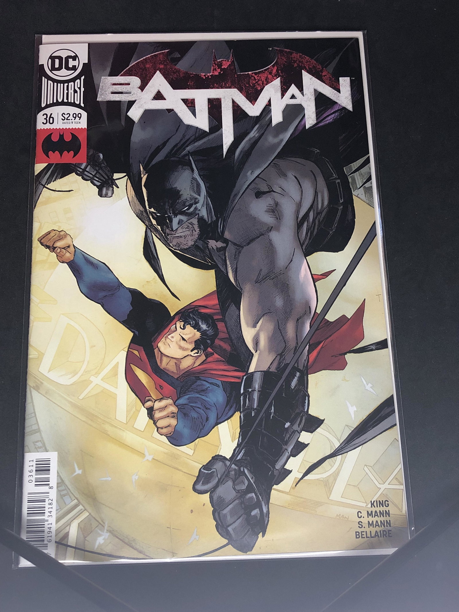 DC Batman Collectible Comic Book: DC Batman Collectible Comic Book