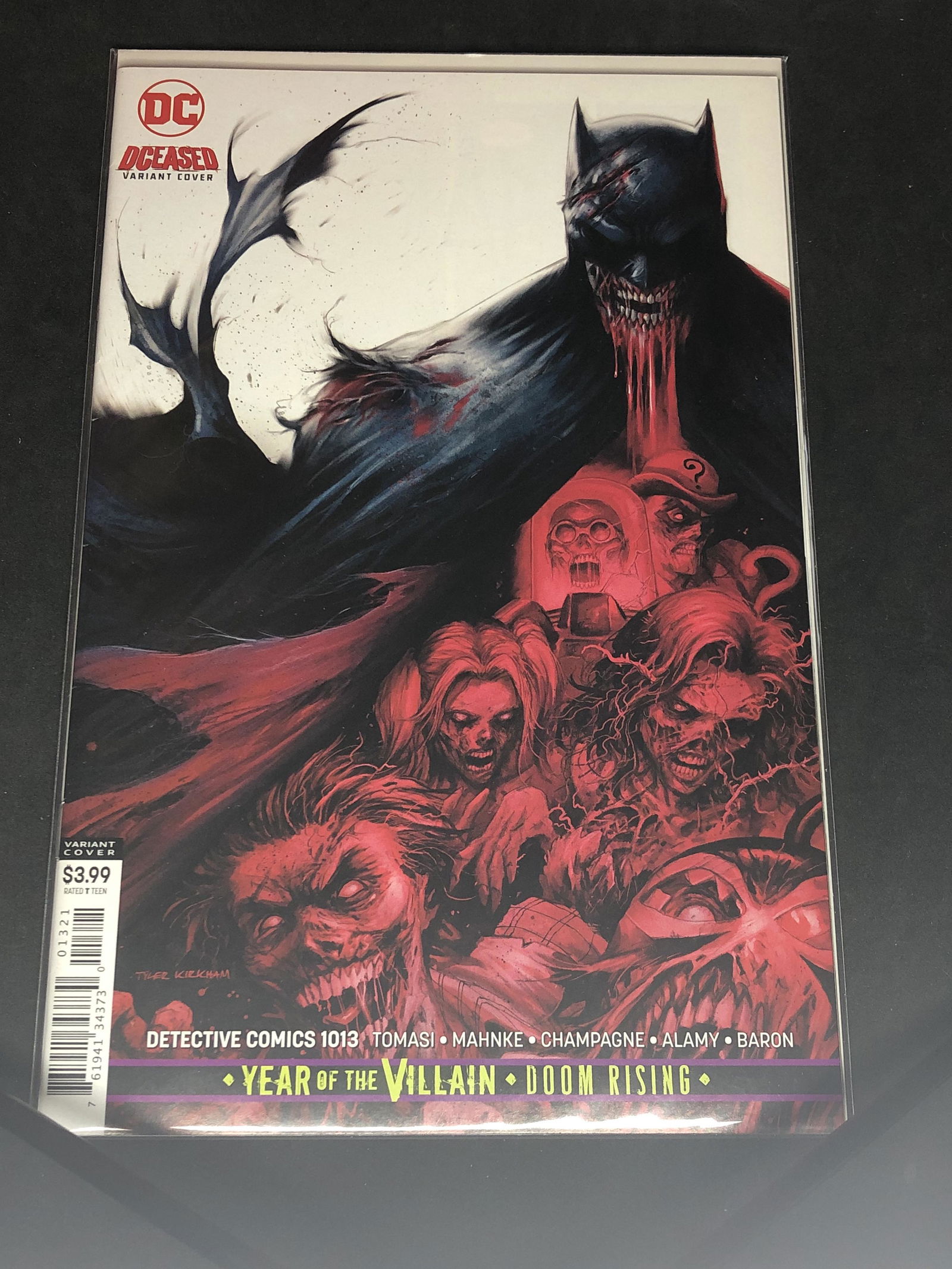 DC Detective Comics Collectible Comic Book (1 of 1)