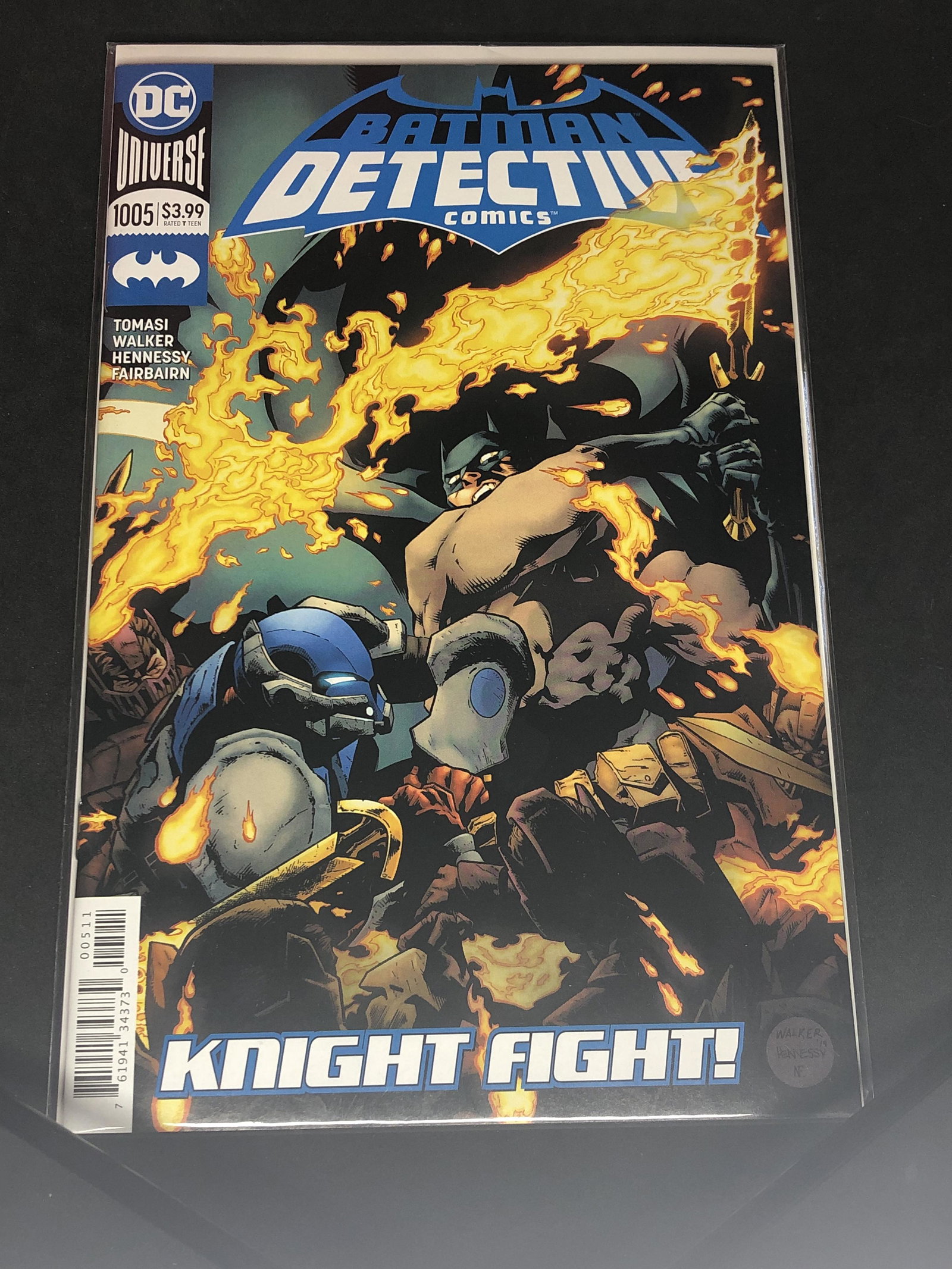 DC Batman Collectible Comic Book: DC Batman Collectible Comic Book