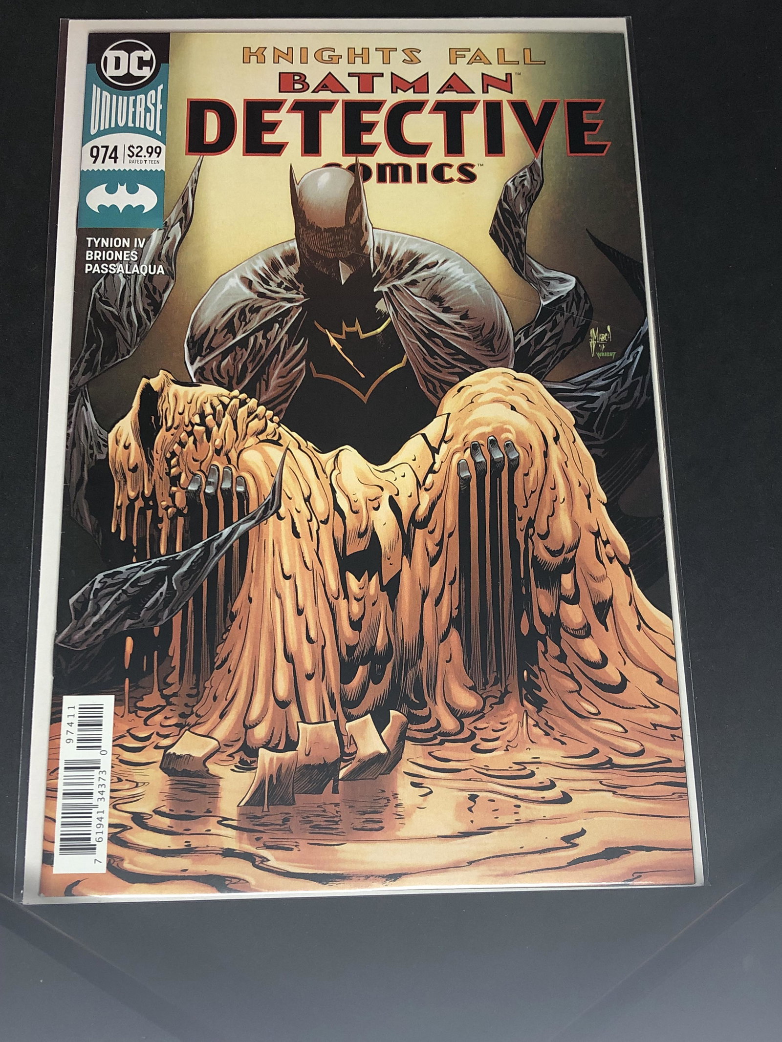 DC Batman Collectible Comic Book: DC Batman Collectible Comic Book
