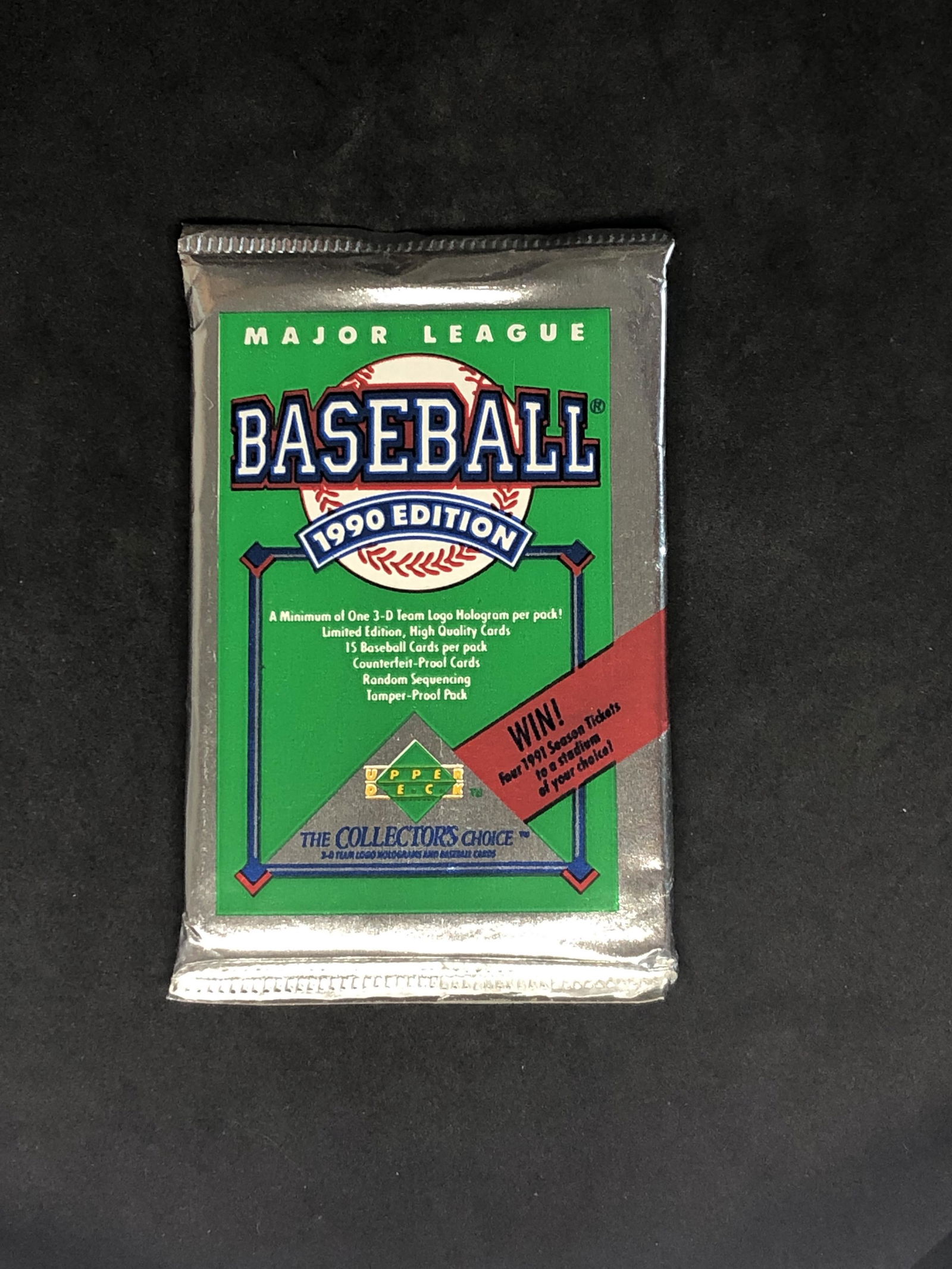 1990 Upper Deck MLB Baseball Card Pack (1 of 1)