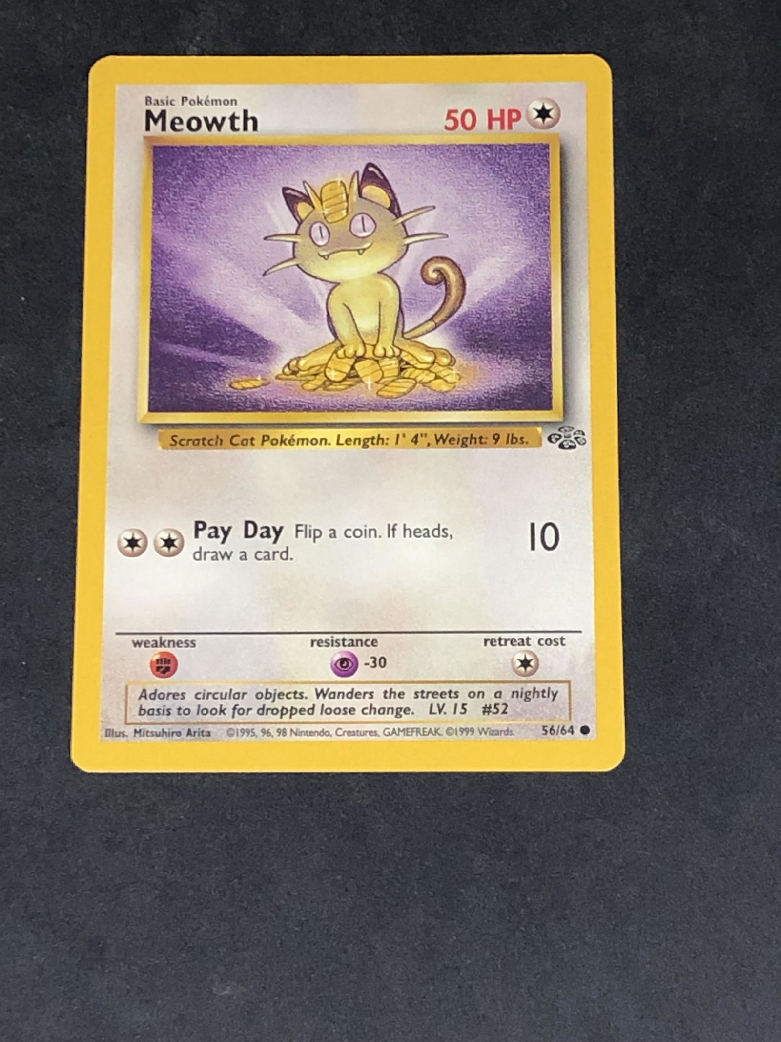Vintage Jungle Set Meowth Pokemon Card (1 of 1)