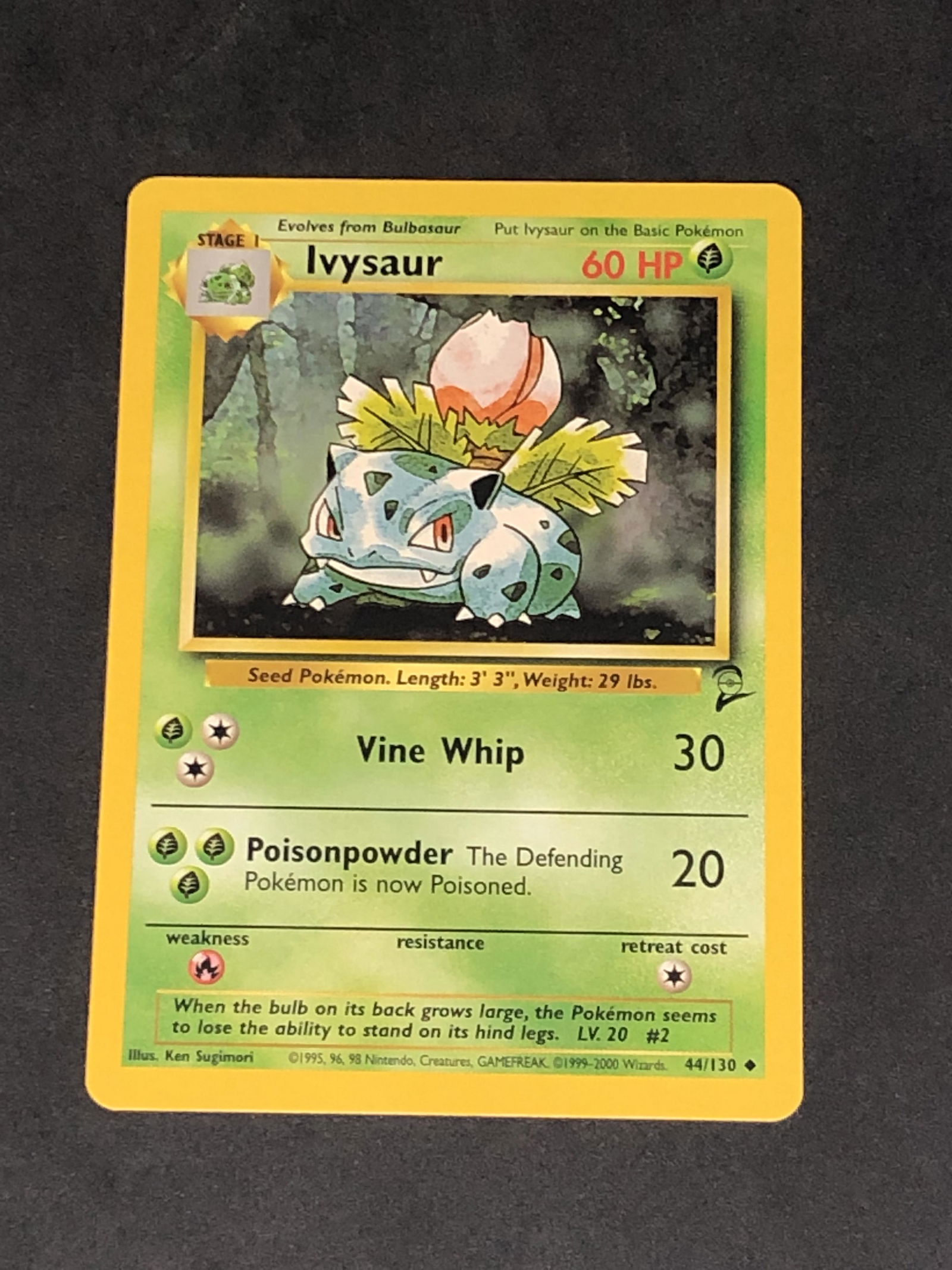 Vintage Base Set 2 Ivysaur Pokemon Card (1 of 1)
