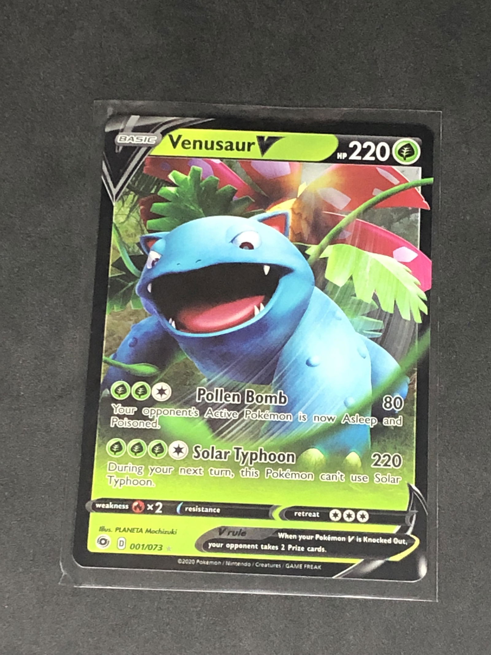 Venusaur V Pokemon Card (1 of 1)